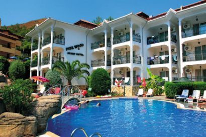 Pinewood Apartments