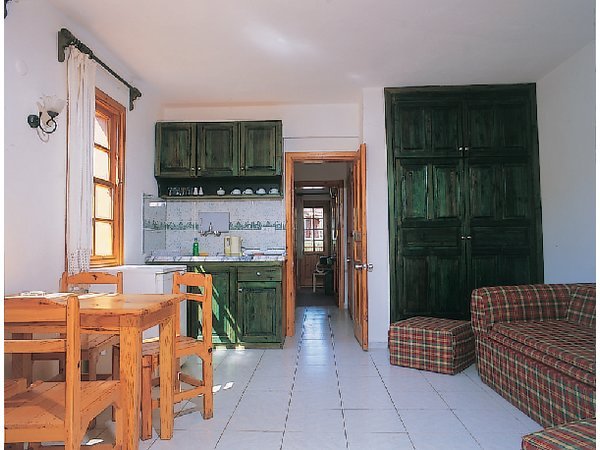 Saray Hotel and Apartments