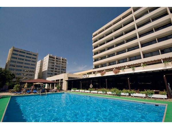 Book bargain holidays to Limassol - Kanika Pantheon