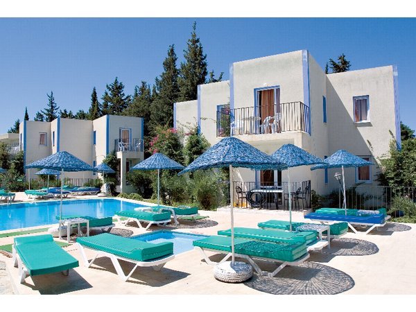 Summer Garden Makumba Hotel & Apartments