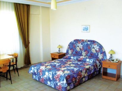Prince Aparthotel